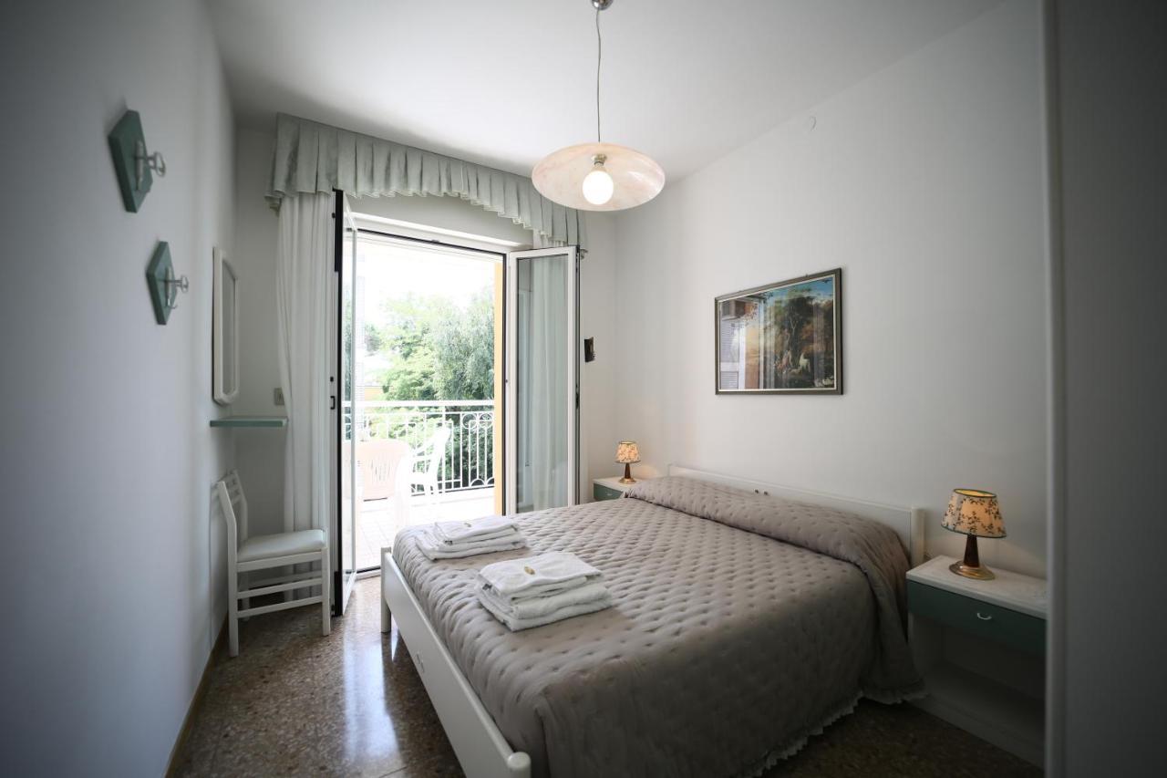 Residence Mariavittoria 리도 디 예솔로 외부 사진