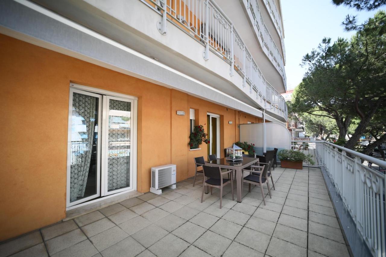 Residence Mariavittoria 리도 디 예솔로 외부 사진